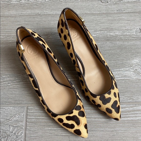 New Tory Burch Leopard Print Heels - Picture 2 of 12